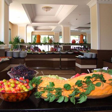 Golden Sunset Hotel&Spa Kemer Eksteriør bilde A buffet at a hotel